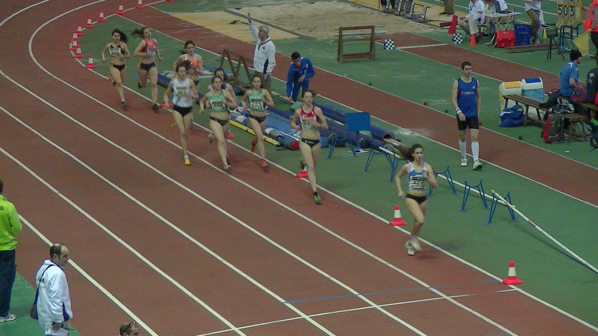 Aina Fornes en la carrera de 800