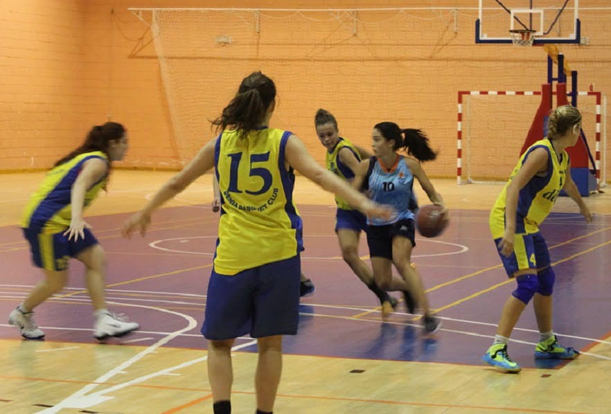 Horario de los partidos de baloncesto en Dénia 1 Pati Suñer y sus chicas del Dénia Junior se miden al CB. San Blas