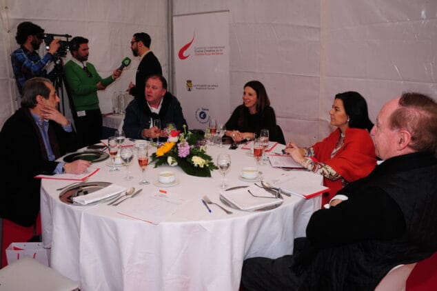 Delibreación del jurado del concurso de Gamba Roja