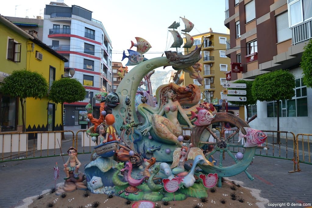 Los monumentos infantiles de las fallas de Dénia 2014 11 Falla Saladar infantil 2014