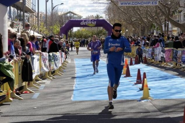 La dianense Diana Bisquert fue la mejor senior femenina de la Media Maratón de Oliva 2 Miguel Angel Martínez