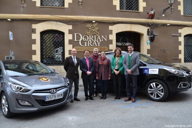 Presentación de los coches oficiales de las Falleras mayores de Dénia 2014