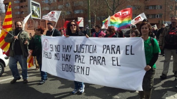 Representantes de la PAH en la manifestación de Madrid