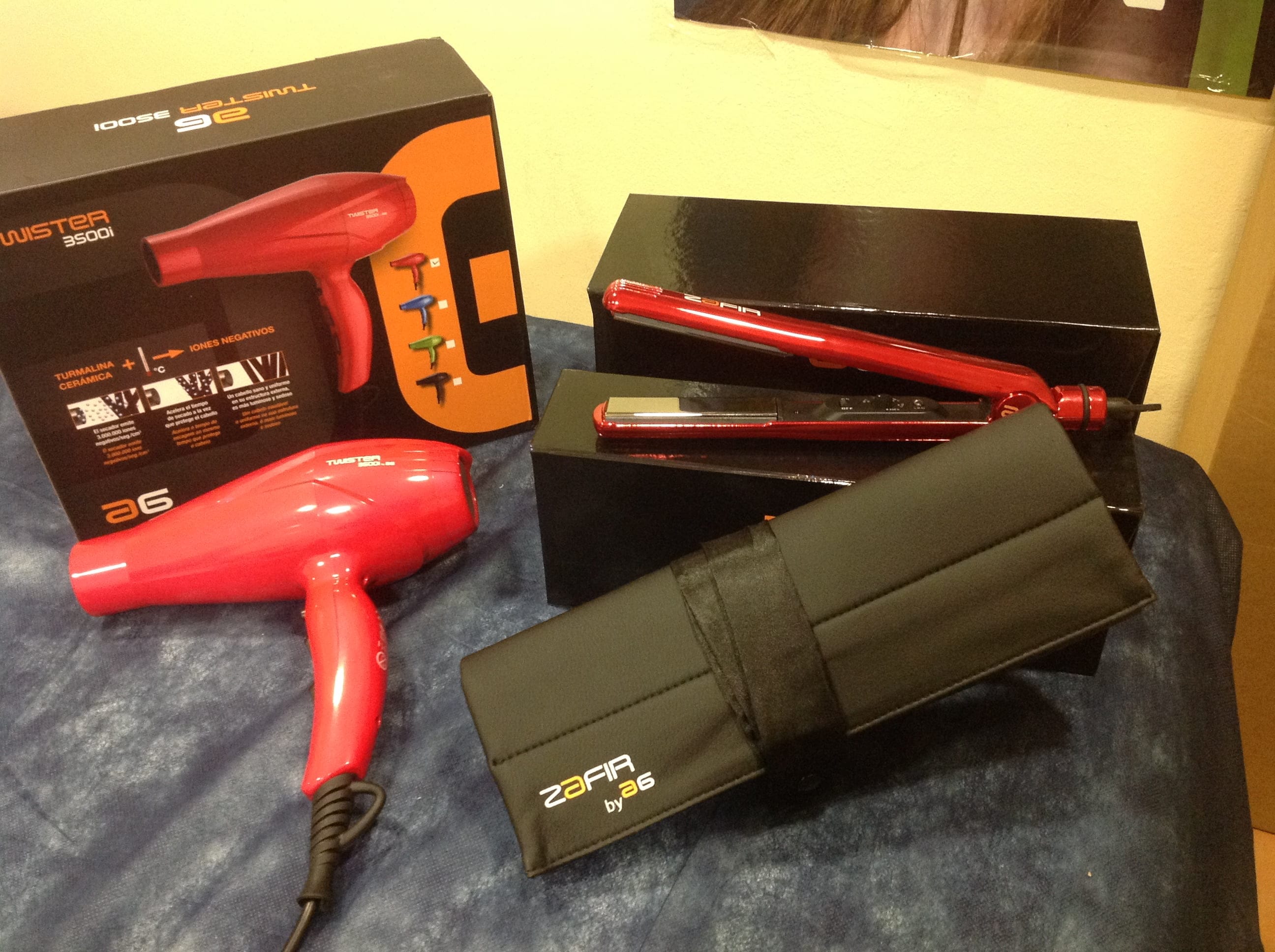 Secador Twister y Plancha de pelo Zafir profesional en Doré - Dénia.com