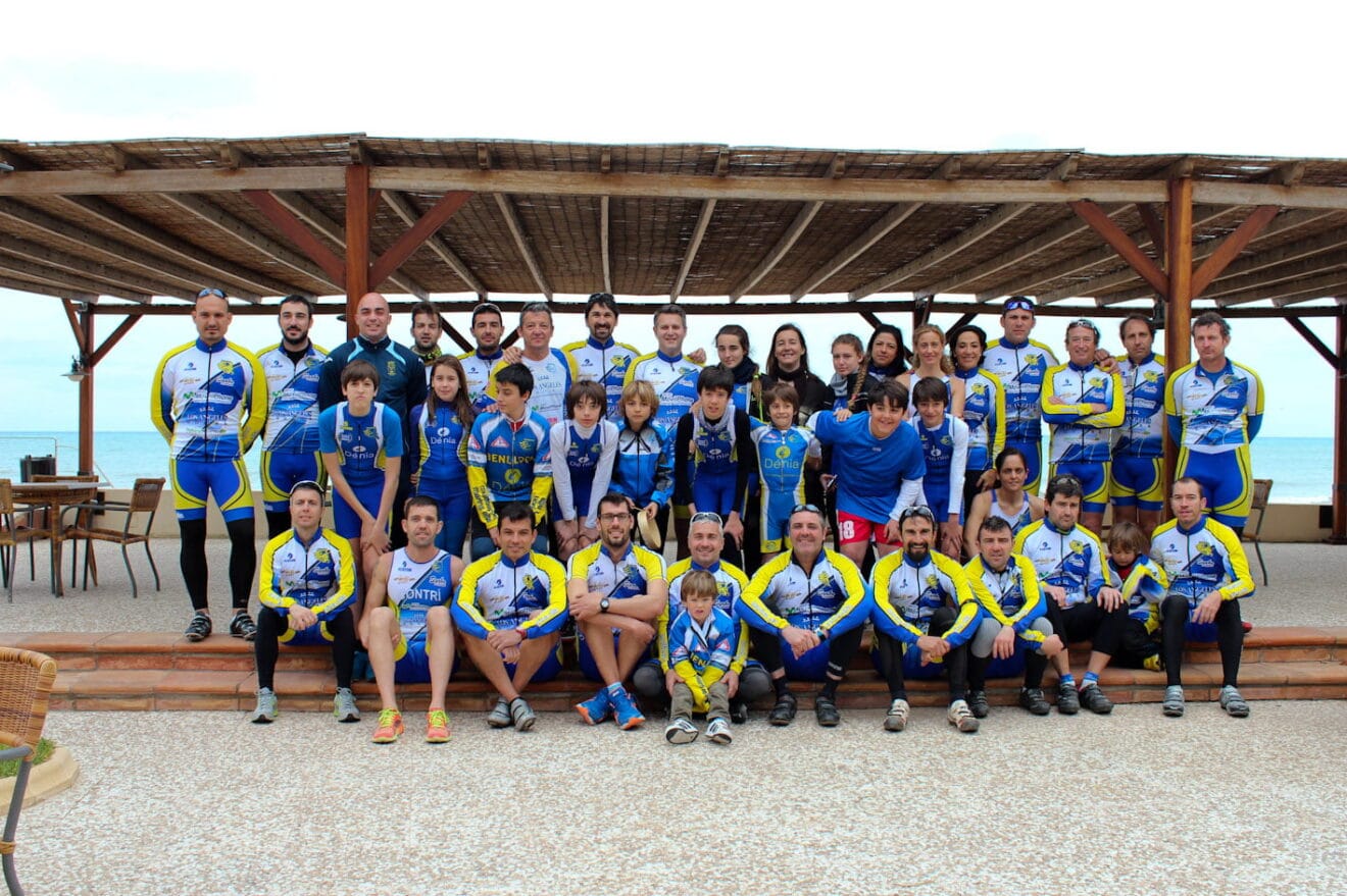 Jaime Donderis junto a sus compañeros