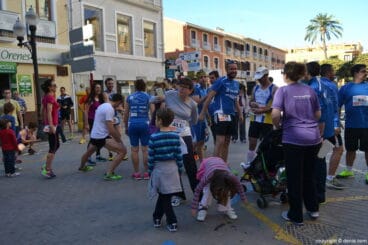 Participantes en la I Marcha Solidaria a favor del Raquel Payà