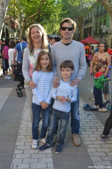 Participantes en la I Marcha Solidaria a favor del Raquel Payà