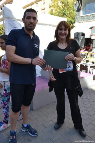 Sorteo de regalos de la I Marcha Solidaria en favor del Raquel Payà