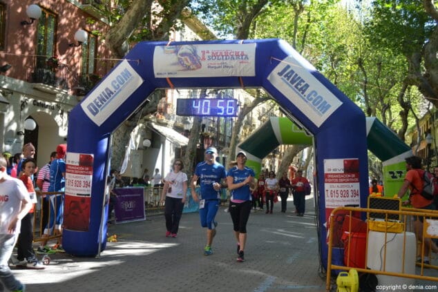 133 Arribada dels participants de la I Marxa Solidària a favor del Raquel Payà