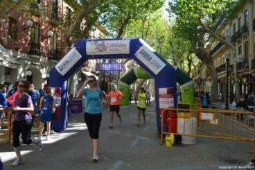 Llegada de los participantes de la I Marcha Solidaria a favor del Raquel Payà