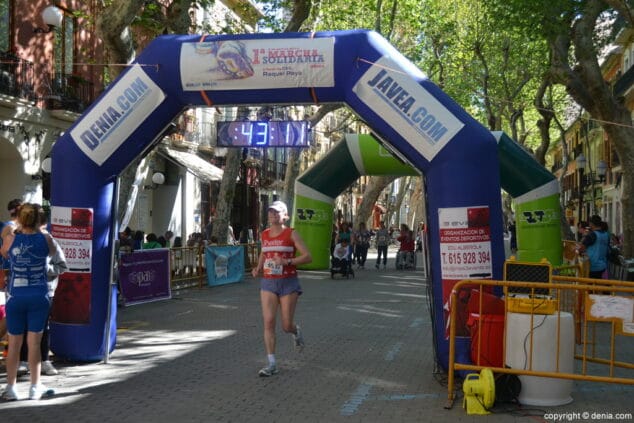 147 Arribada dels participants de la I Marxa Solidària a favor del Raquel Payà