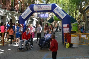 Llegada de los participantes de la I Marcha Solidaria a favor del Raquel Payà