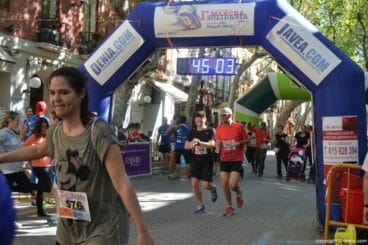 Llegada de los participantes de la I Marcha Solidaria a favor del Raquel Payà