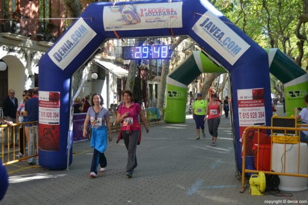 37 Arribada dels participants de la I Marxa Solidària a favor del Raquel Payà