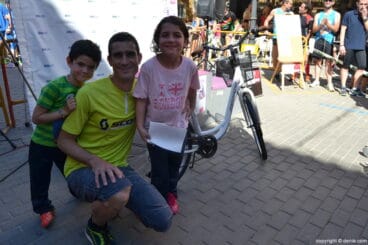 Sorteo de regalos de la I Marcha Solidaria en favor del Raquel Payà