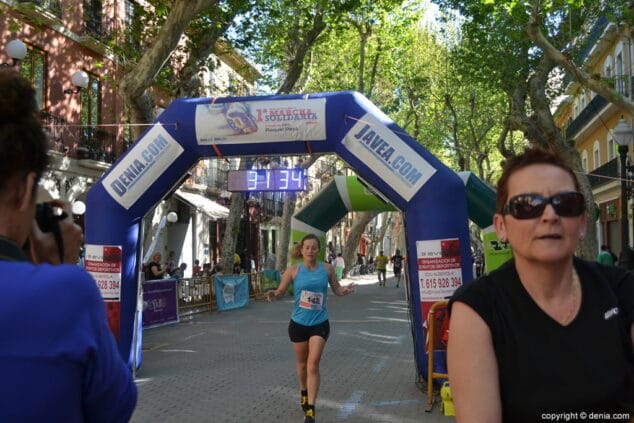 54 Arribada dels participants de la I Marxa Solidària a favor del Raquel Payà