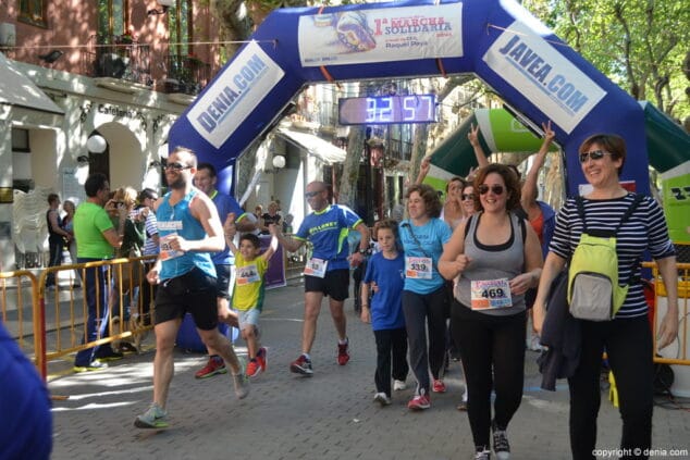 64 Arribada dels participants de la I Marxa Solidària a favor del Raquel Payà