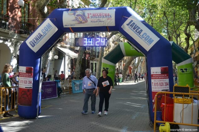 75 Arribada dels participants de la I Marxa Solidària a favor del Raquel Payà