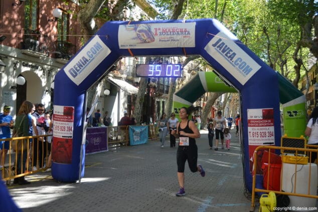 81 Arribada dels participants de la I Marxa Solidària a favor del Raquel Payà