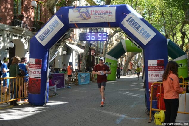 96 Arribada dels participants de la I Marxa Solidària a favor del Raquel Payà