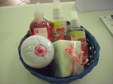 Cestas productos para regalar el Día de la Madre