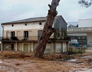 Edificio antiguo Sanatorio Republicano Beniadlà Dénia