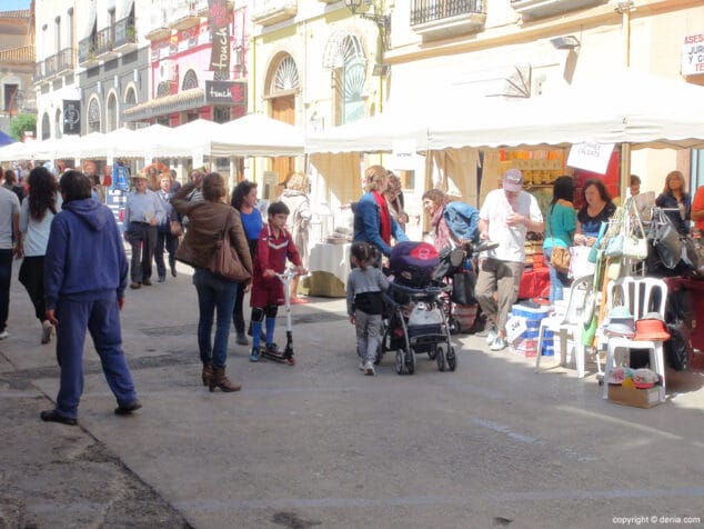 Lleno absoluto durante el Día del Stock de Dénia 7 El Día del Stock de Dénia llena la ciudad