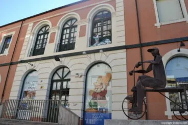 Exposición de pintura de Chavalo en Centre de Art lEstació