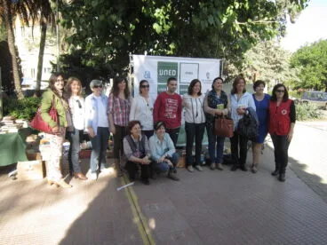 Grupo docente UNED Dénia, personal de Cruz Roja Dénia y Cáritas