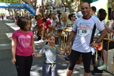 Joan Salort con sus hijos