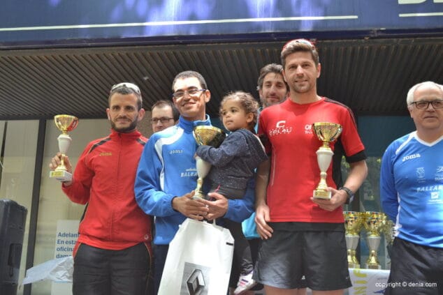 Said Day venció el XI Cuarto de Maratón de Dénia 10 Podium Veteranos A
