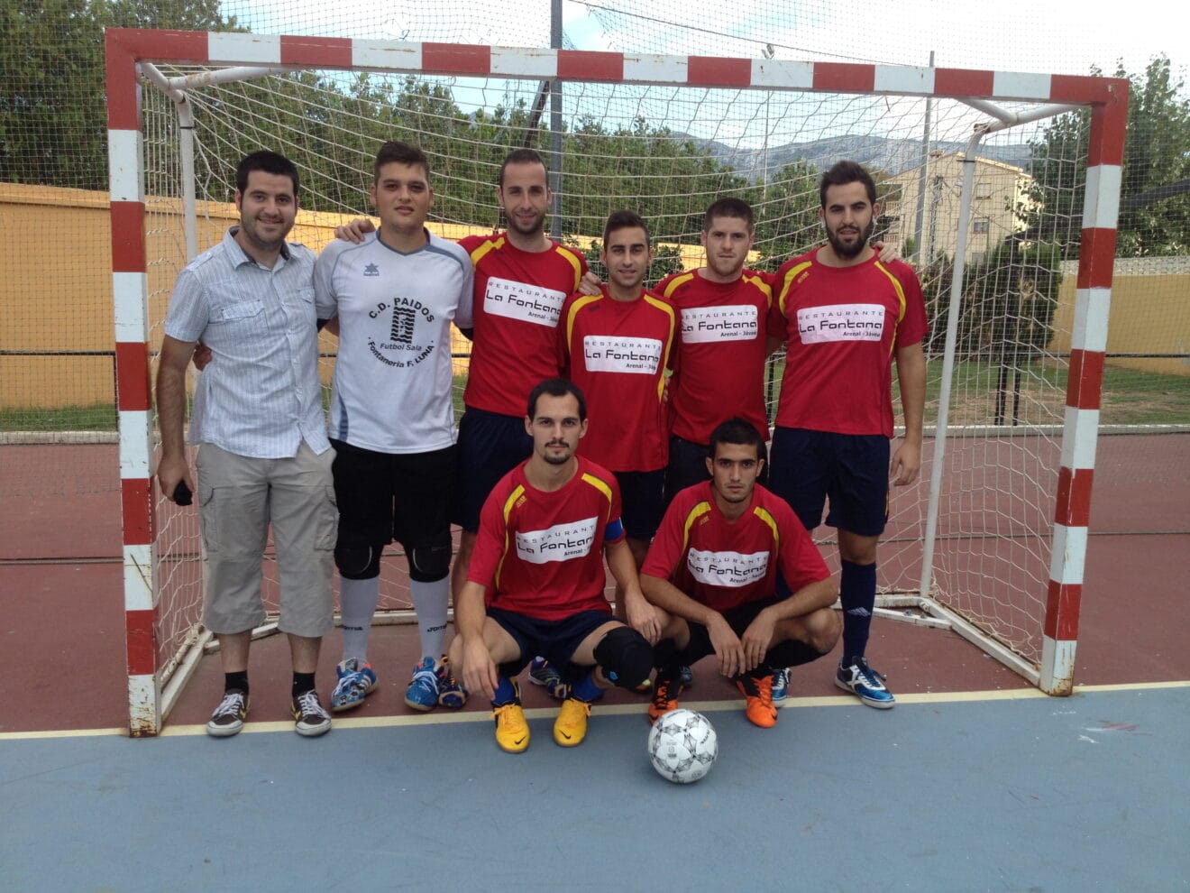 Rte. La Fontana se mide al Rafol