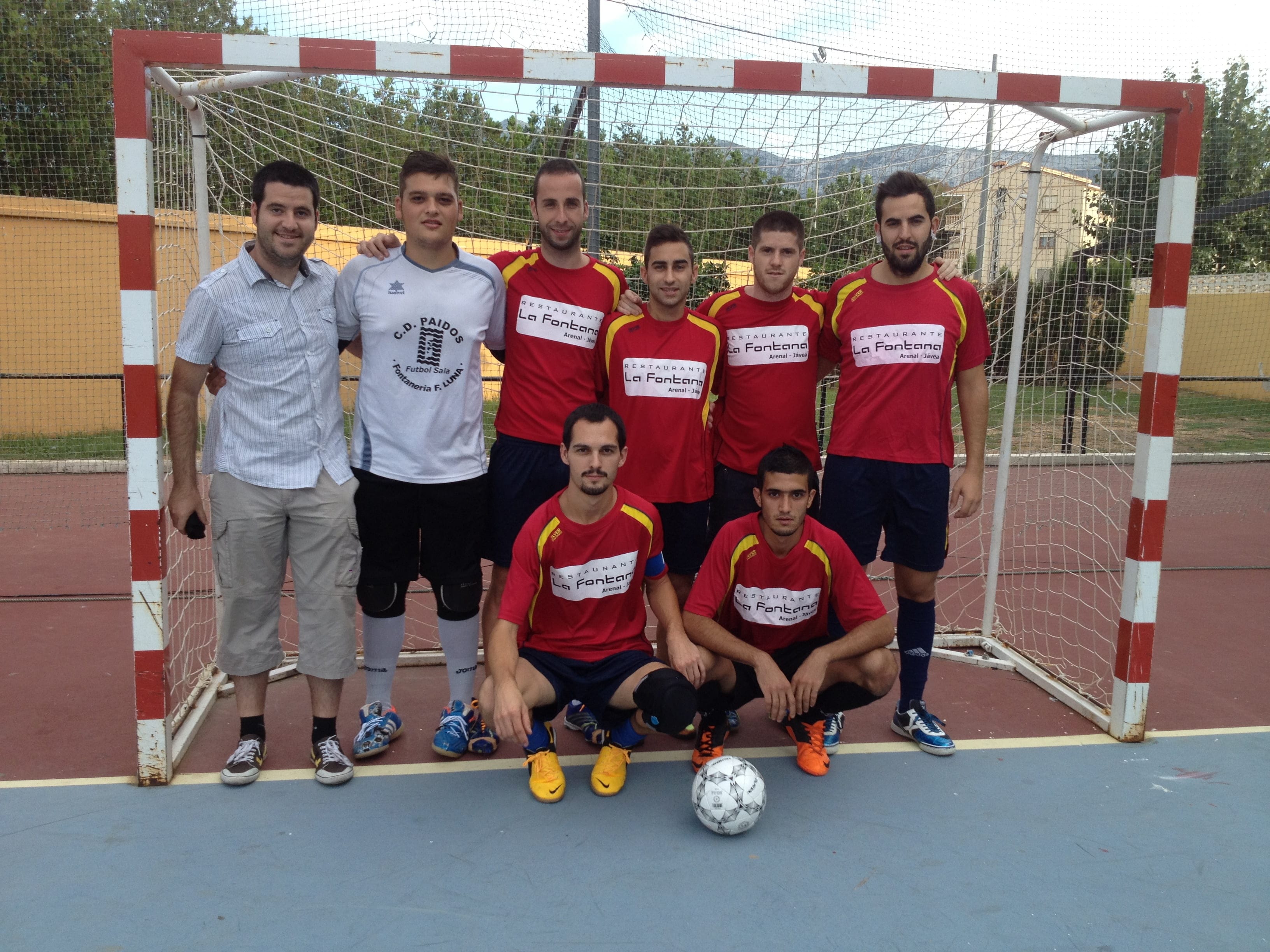 Rte. La Fontana se mide al Rafol