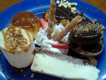 Surtido de postres Jornadas Gatronómicas Restaurante Mena Abril