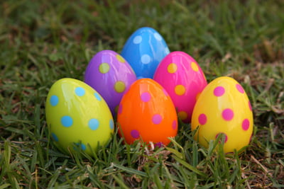 Taller Huevos de Pascua en el primer Tardes Divertidas de la Falla Oeste