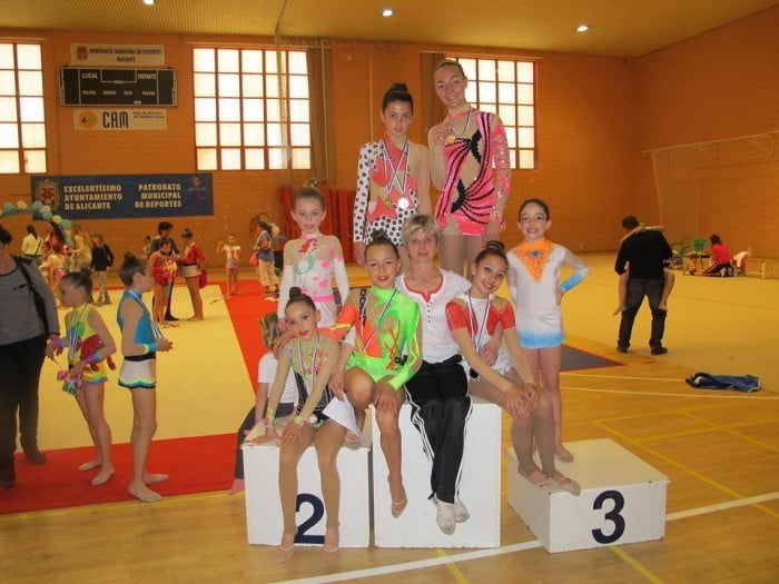 Gimnastas del Club Gimnàstica Dénia en el Trofeo interclubs eca