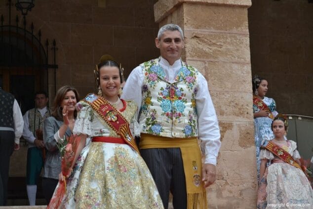 11 Corte de Honor de la Fallera Mayor Infantil Carla Cabrera