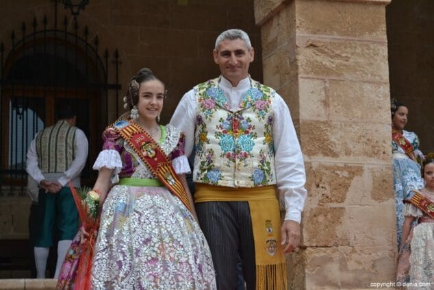 12 Corte de Honor de la Fallera Mayor Infantil Elena Crespo