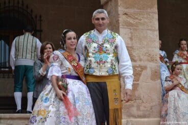 Corte de Honor de la Fallera Mayor – Sara García