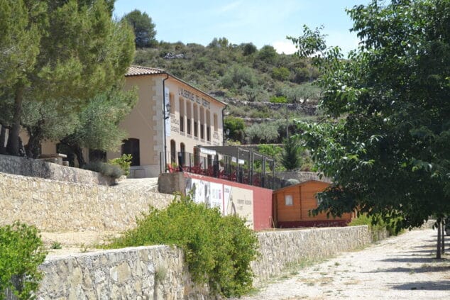 Albergue del Serpis Zona exterior