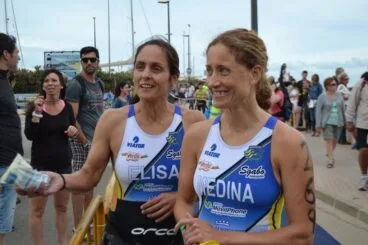 Elisa García y Carmen Medina