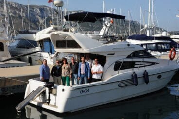 Embarcación para la vigilancia de la reserva Marina