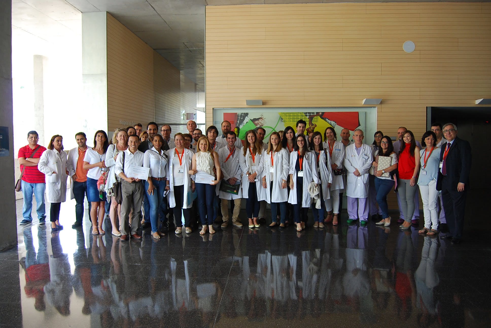 El Hospital Marina Salud da la bienvenida a 8 nuevos médicos residentes 1 Equipo de Medicos Especialistas en Prácitcas MIR del Hospital Marina Salud
