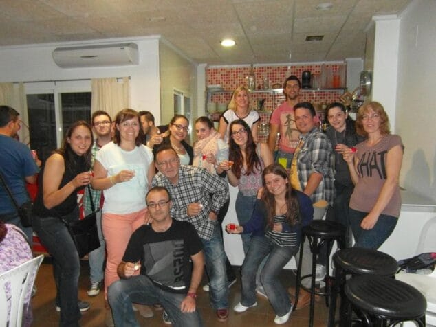 El casal de Les Roques sigue abriendo sus puertas los viernes 5 Fiesta en el casal de Les Roques