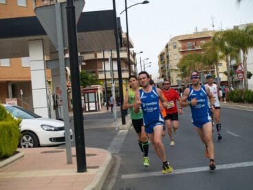 Gonzalo Dura y Álex Monllor en las calles de El Verger