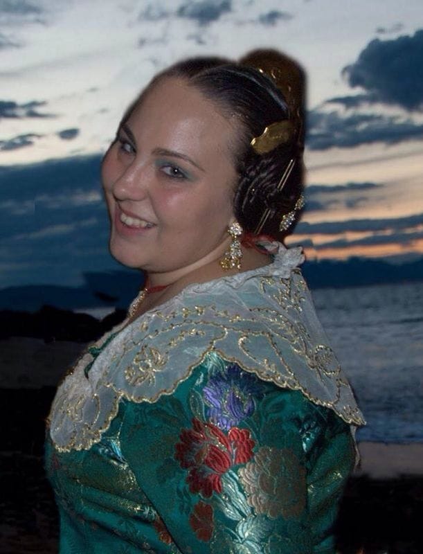 Once niñas y siete jóvenes, candidatas a Falleras Mayores de Dénia 2015 15 Isabela Naranjo Falla Camp Roig