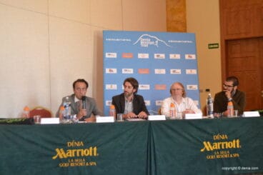 Mateo Castellá cerrando el acto de presentación del Dénia Montgó Trail