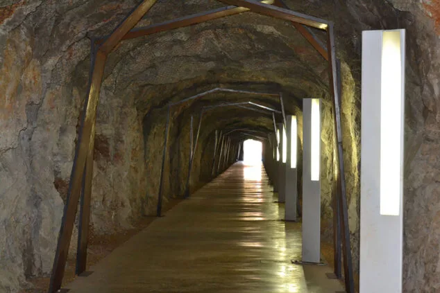 Túnel del Castillo de Dénia
