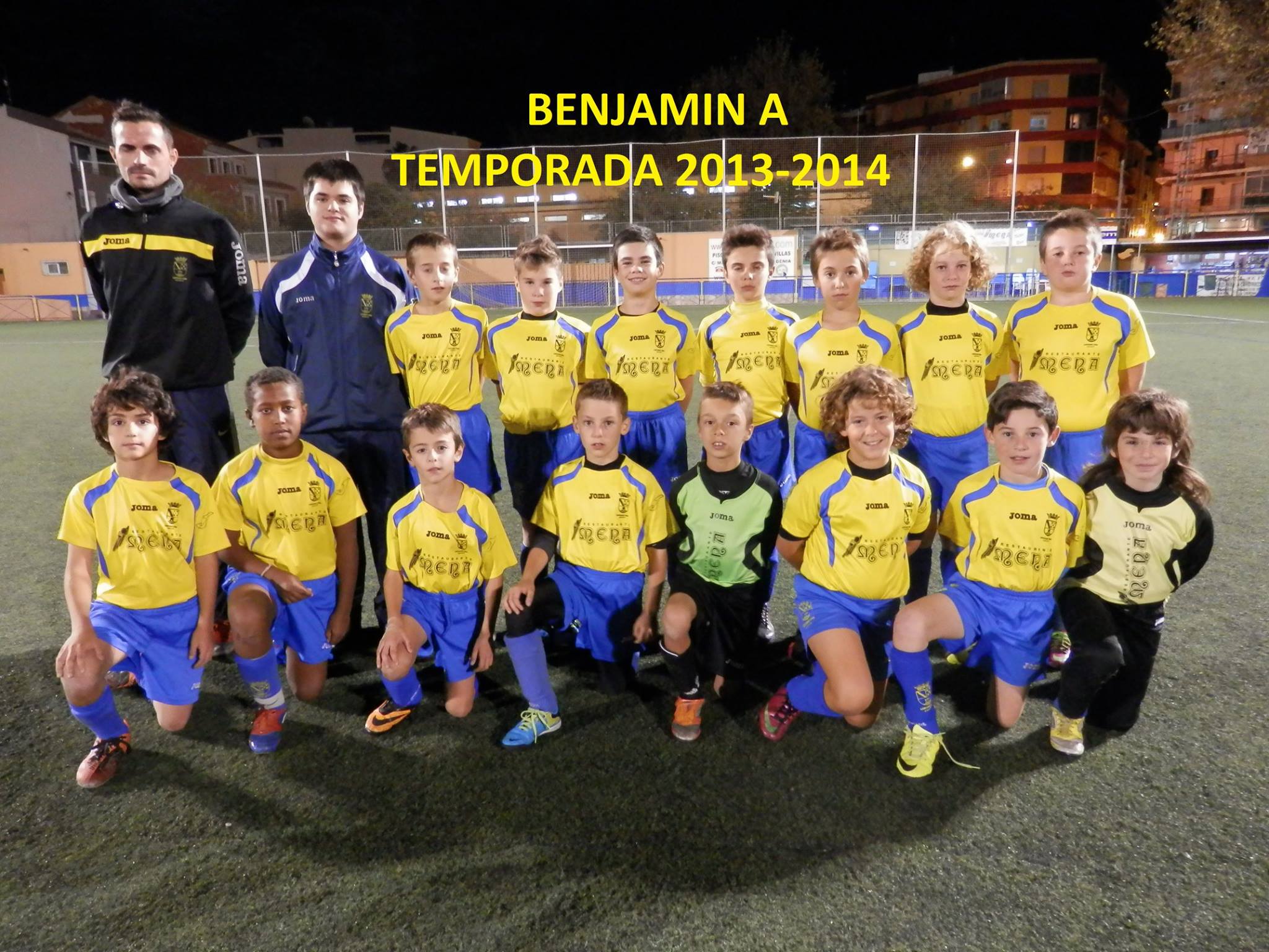 Álex Pulido y sus chicos caminan hacía el título