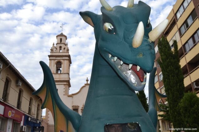 01 Bailes del Corpus Dragón